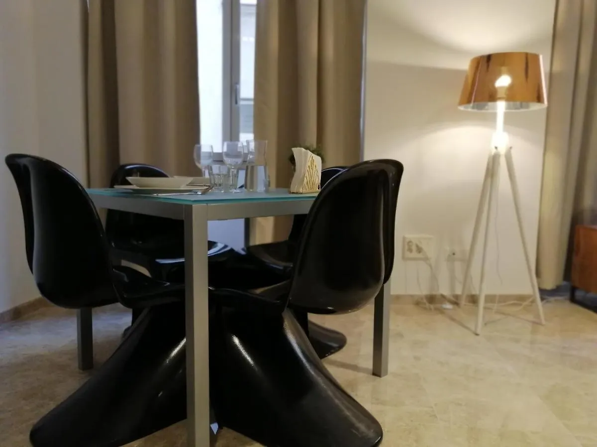 Arc Apartamentos 2C Málaga Spagna